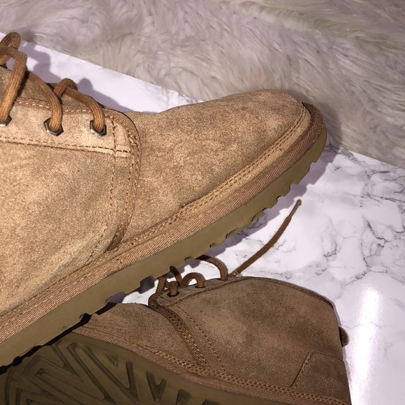 UGG Tan Suede Lace-Up Boots size 8 - Picture 5 of 11